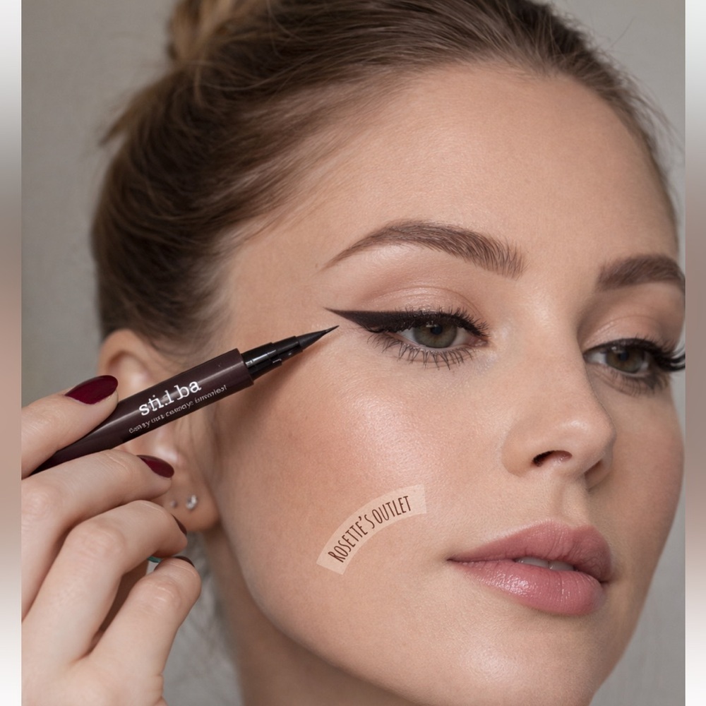 Stila “Matte Dark brown “ waterproof Eyeliner new in box